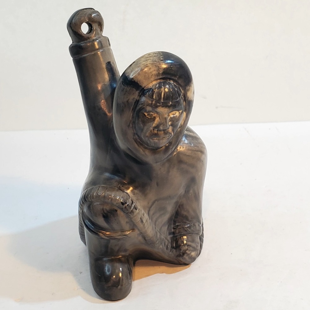 Vtg Signed Thorn Canada Carved Resin or Soapstone Eskimo Inuit Hunter NO SPEAR